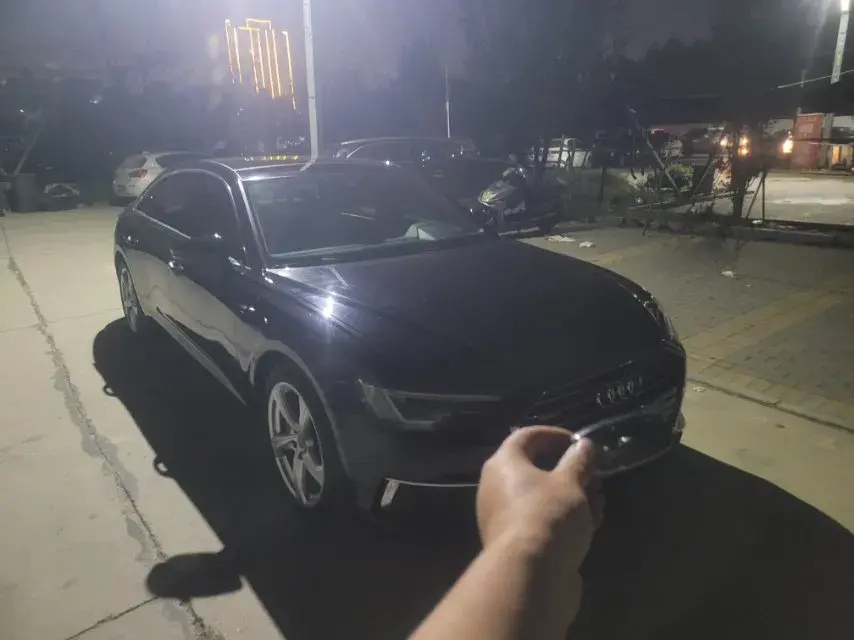 2022 AUDI A6L thumbnail 2