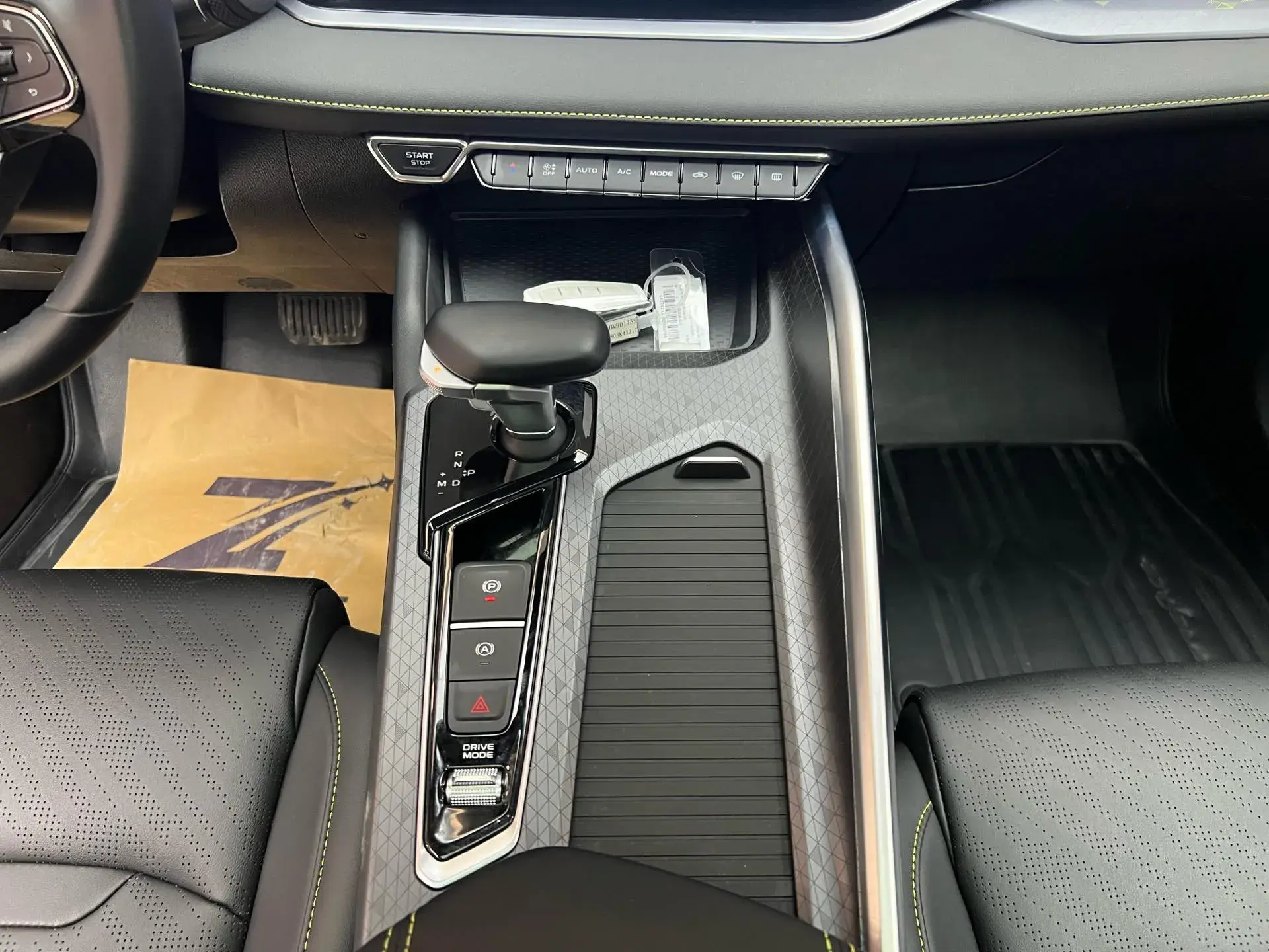 2023 GEELY PREFACE thumbnail 4