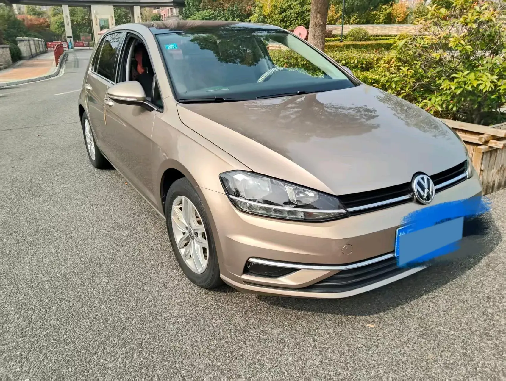 2018 VOLKSWAGEN GOLF thumbnail 2