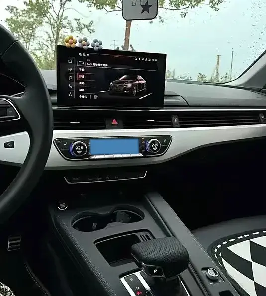 2023 AUDI A4L thumbnail 2