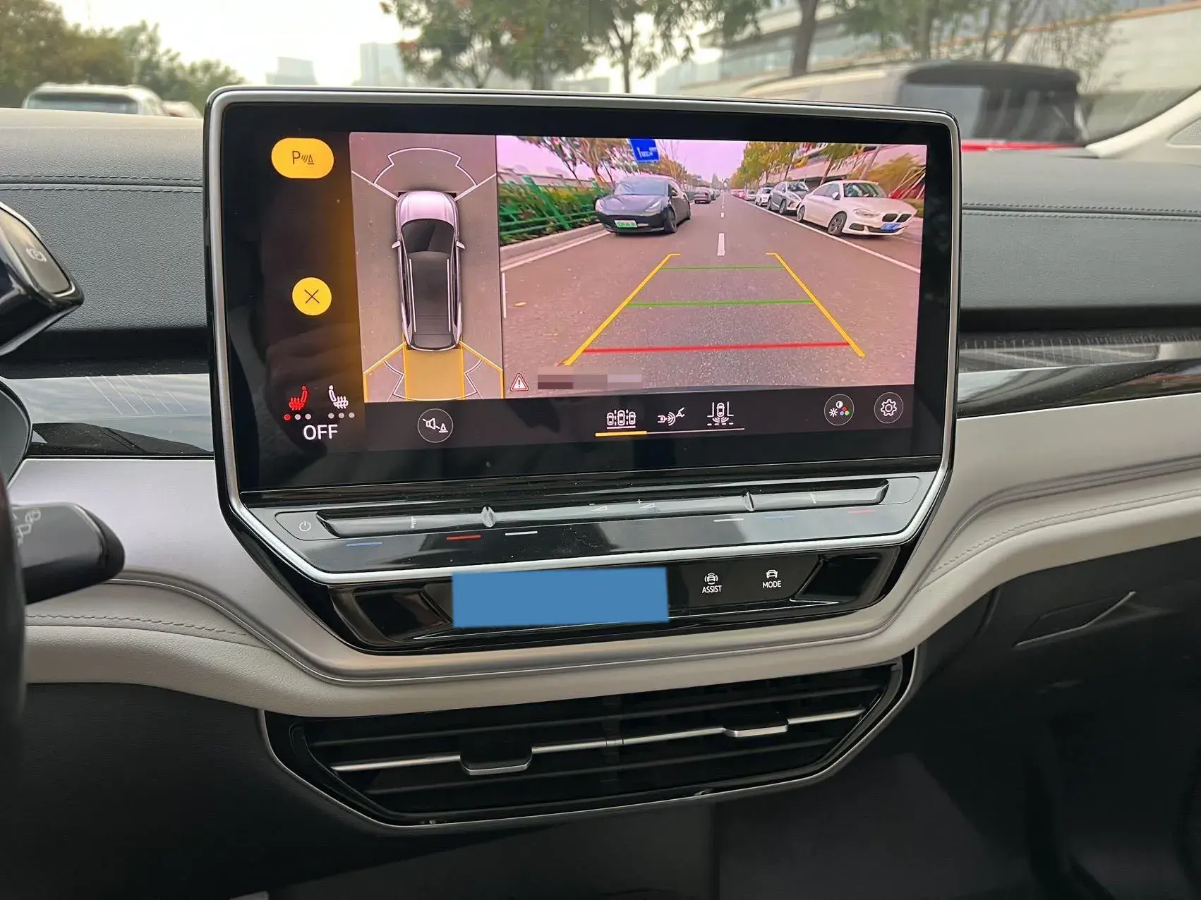 2021 VOLKSWAGEN ID.6 thumbnail 3