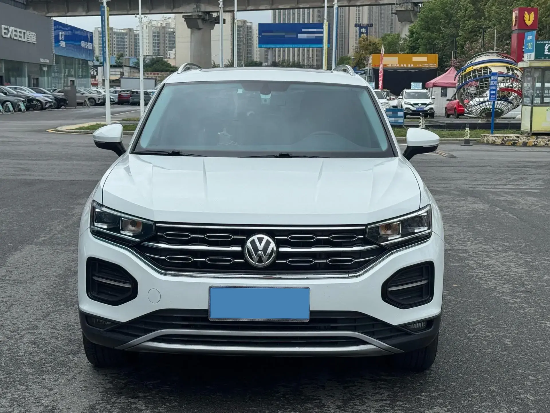 2020 VOLKSWAGEN TAYRON thumbnail 2