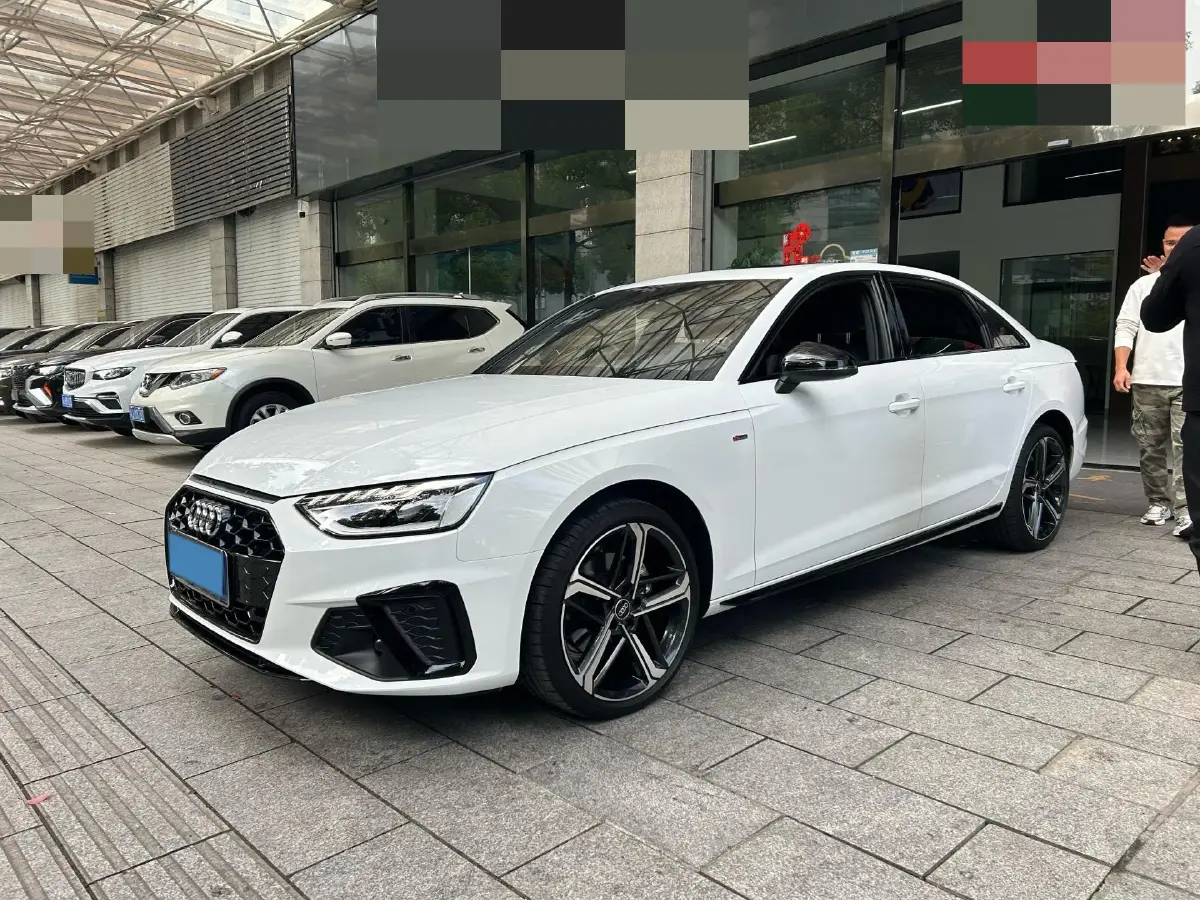 2024 Audi A4L 2.0T 190HP L4 7DCT