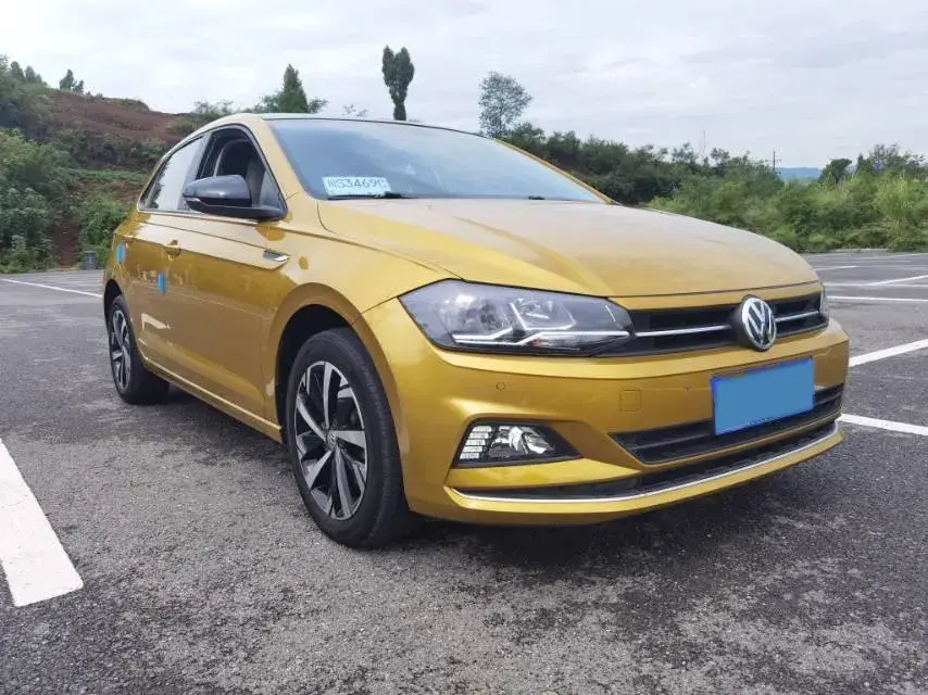2019 VOLKSWAGEN POLO thumbnail 2