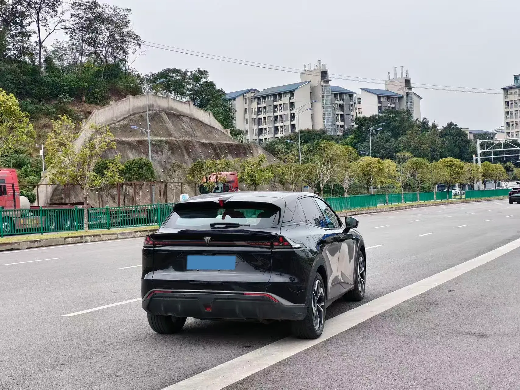 2024 DEEPAL S07 thumbnail 4