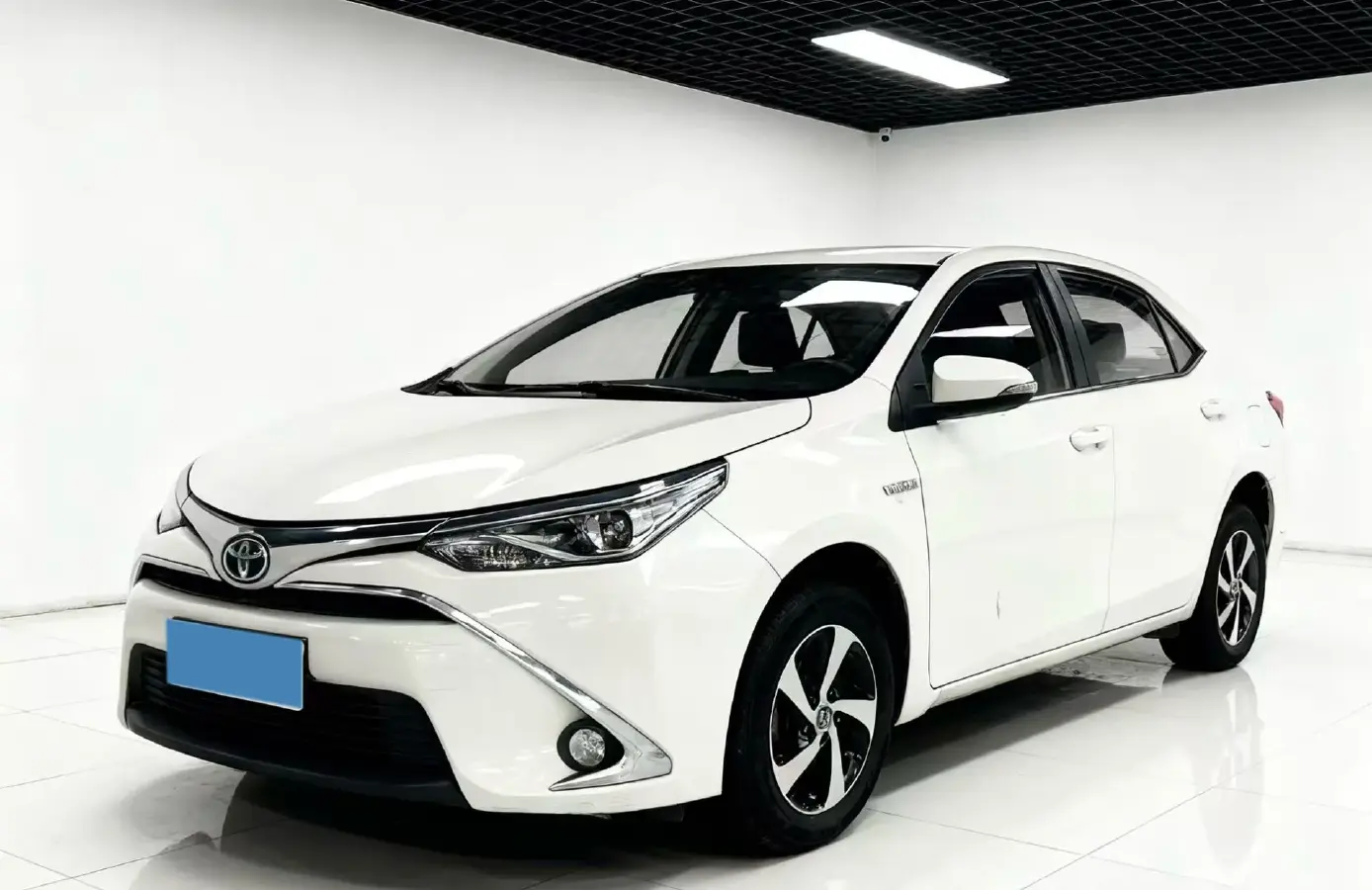 2017 Toyota Levin 1.8L 99HP L4 E-CVT Hybrid