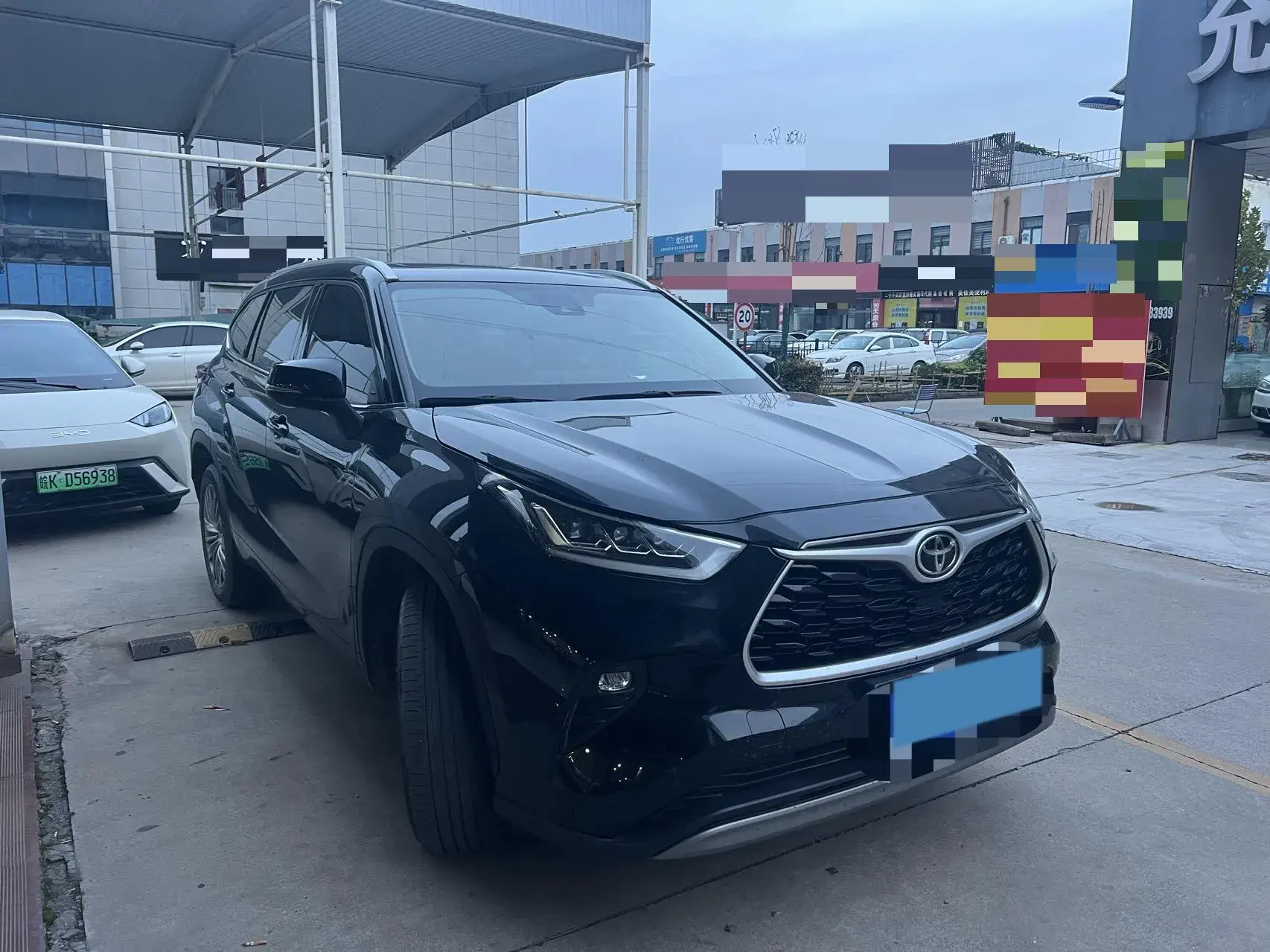 2022 TOYOTA HIGHLANDER thumbnail 2