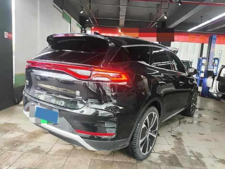 2022 BYD TANG thumbnail 3