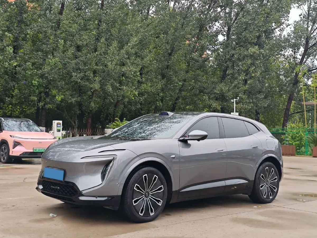 2024 Avatr 07 1.5T 156HP L4 REEV 39.05KWH 2024 Avatr 07 1.5T 156HP L4 REEV 39.05KWH