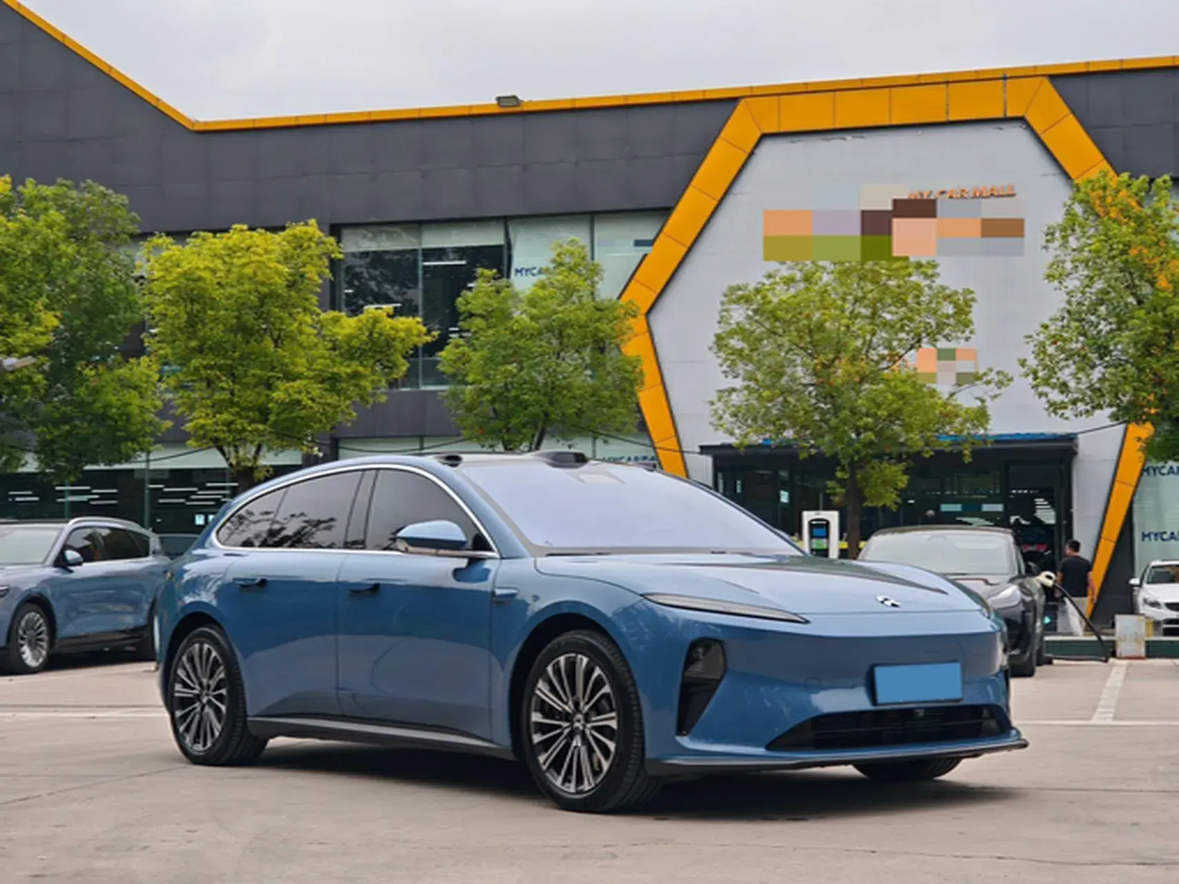 2024 NIO ET5T thumbnail 3