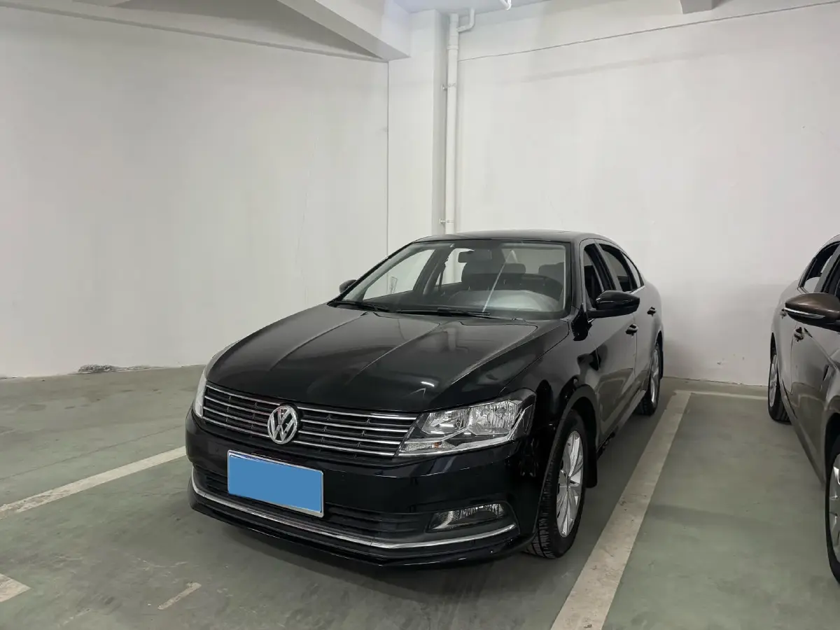 2017 Volkswagen Lavida 1.4T 131HP L4 7DCT