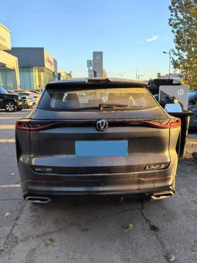 2024 CHANGAN UNI-Z thumbnail 3