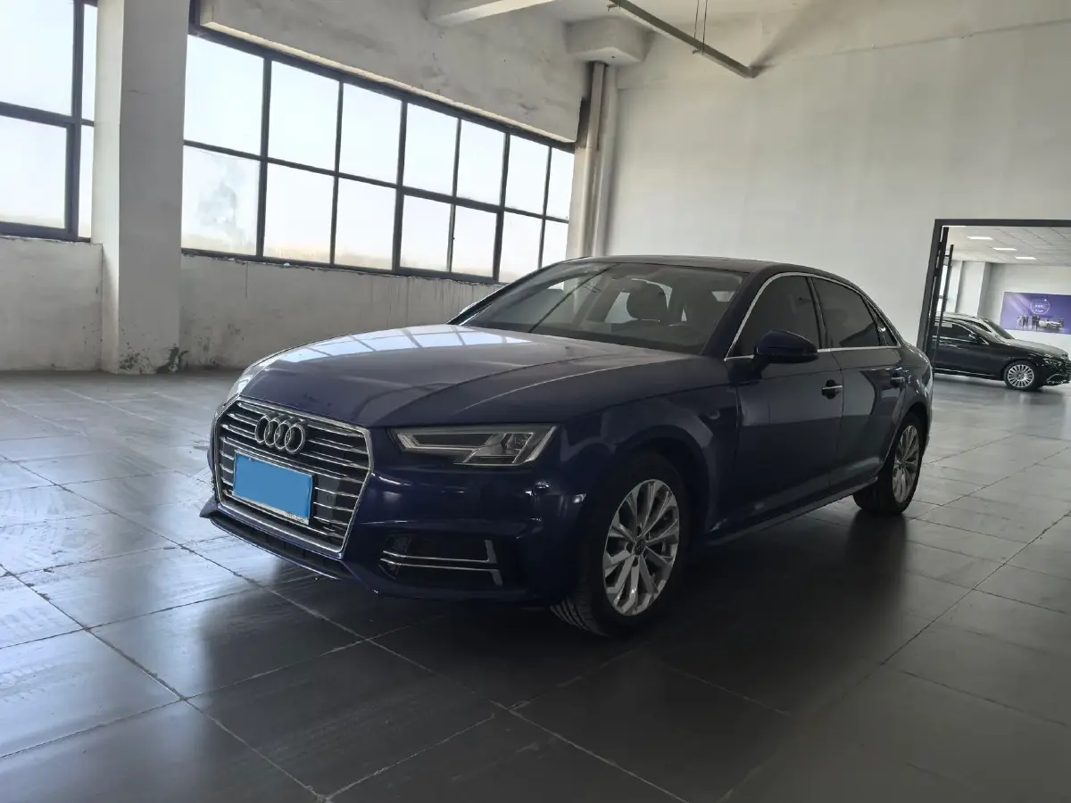 2019 Audi A4L 2.0T 190HP L4 7DCT