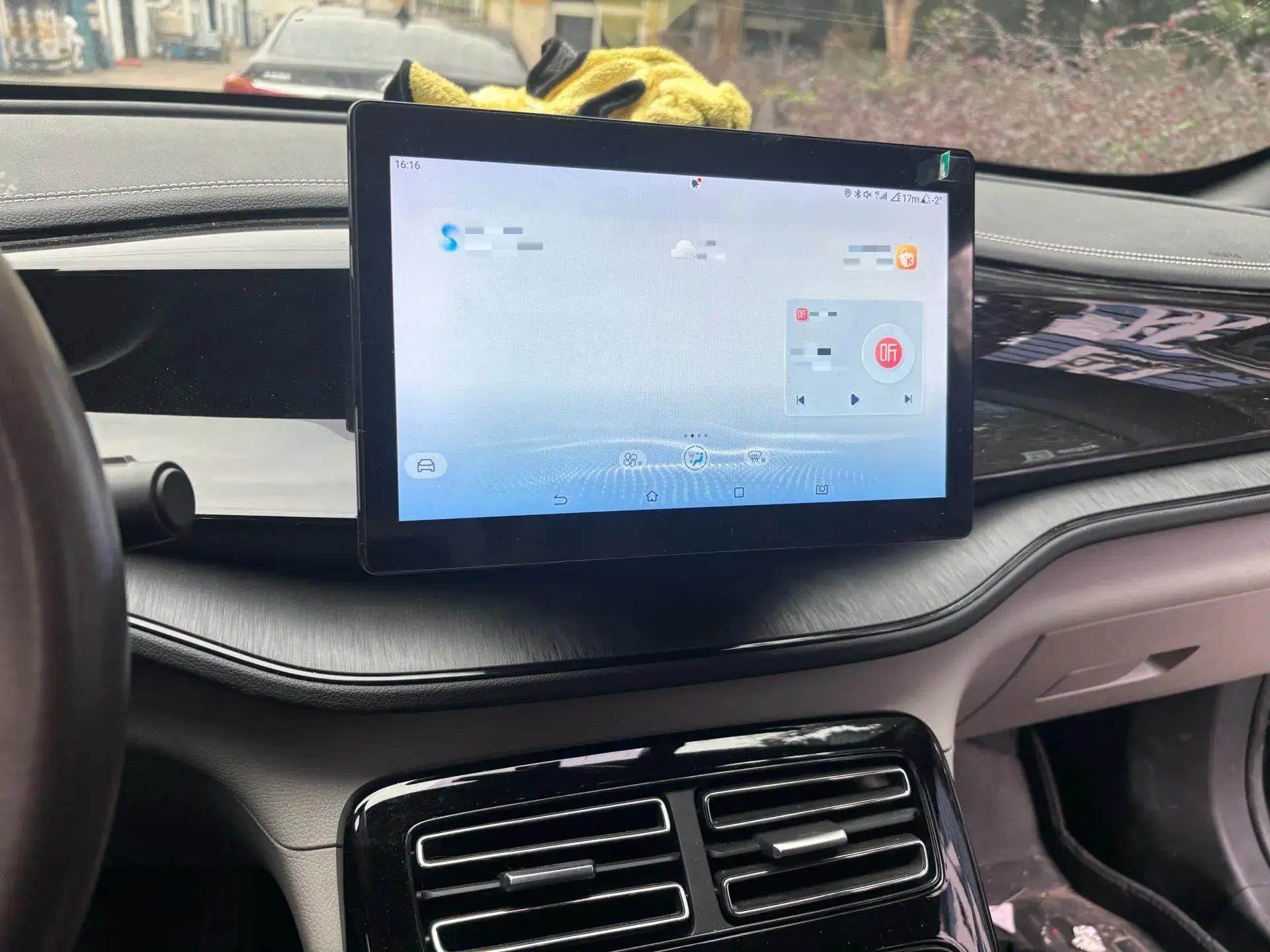 2024 BYD QIN thumbnail 3