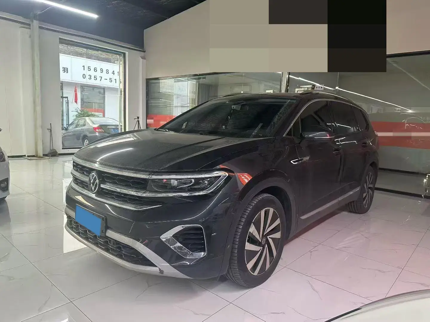 2021 VOLKSWAGEN TALAGON view 1