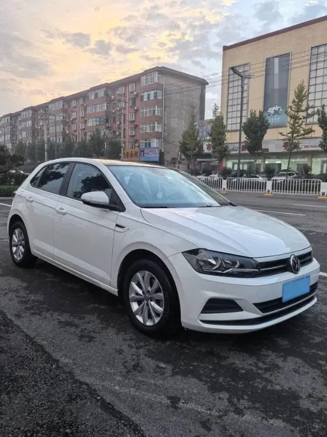 2019 VOLKSWAGEN POLO thumbnail 3