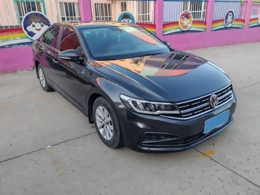 2019 VOLKSWAGEN BORA thumbnail 3