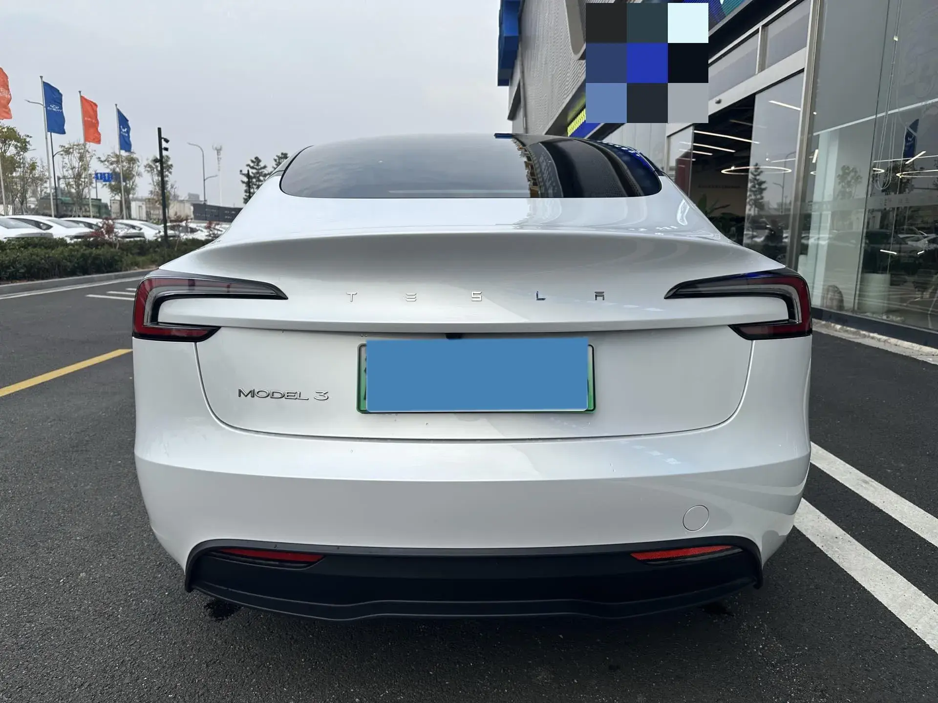 2023 TESLA MODEL thumbnail 4