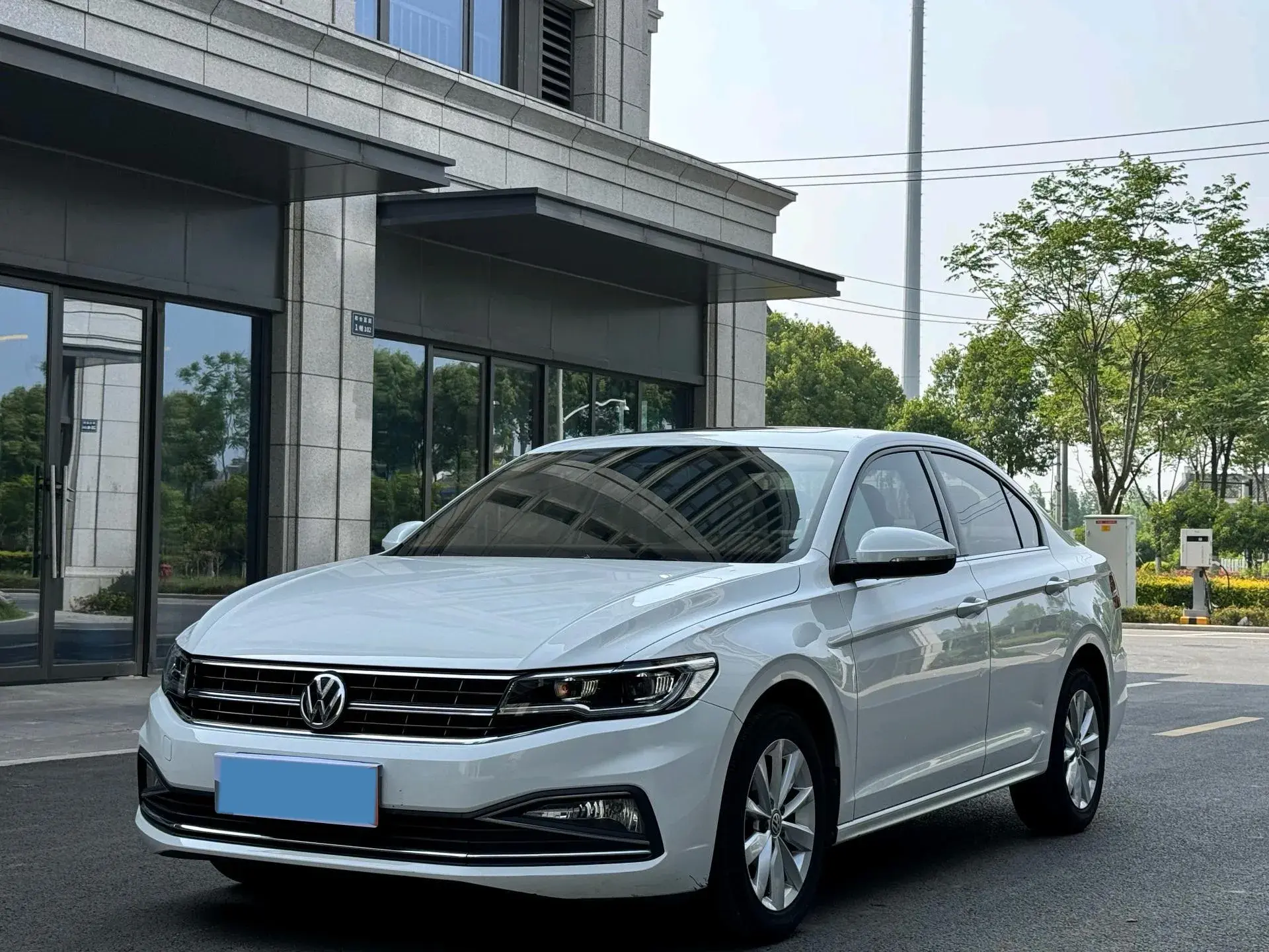 2020 VOLKSWAGEN BORA view 1