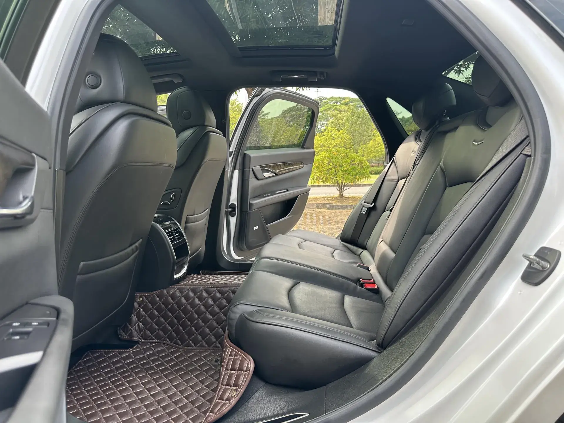 2021 CADILLAC CT6 thumbnail 3