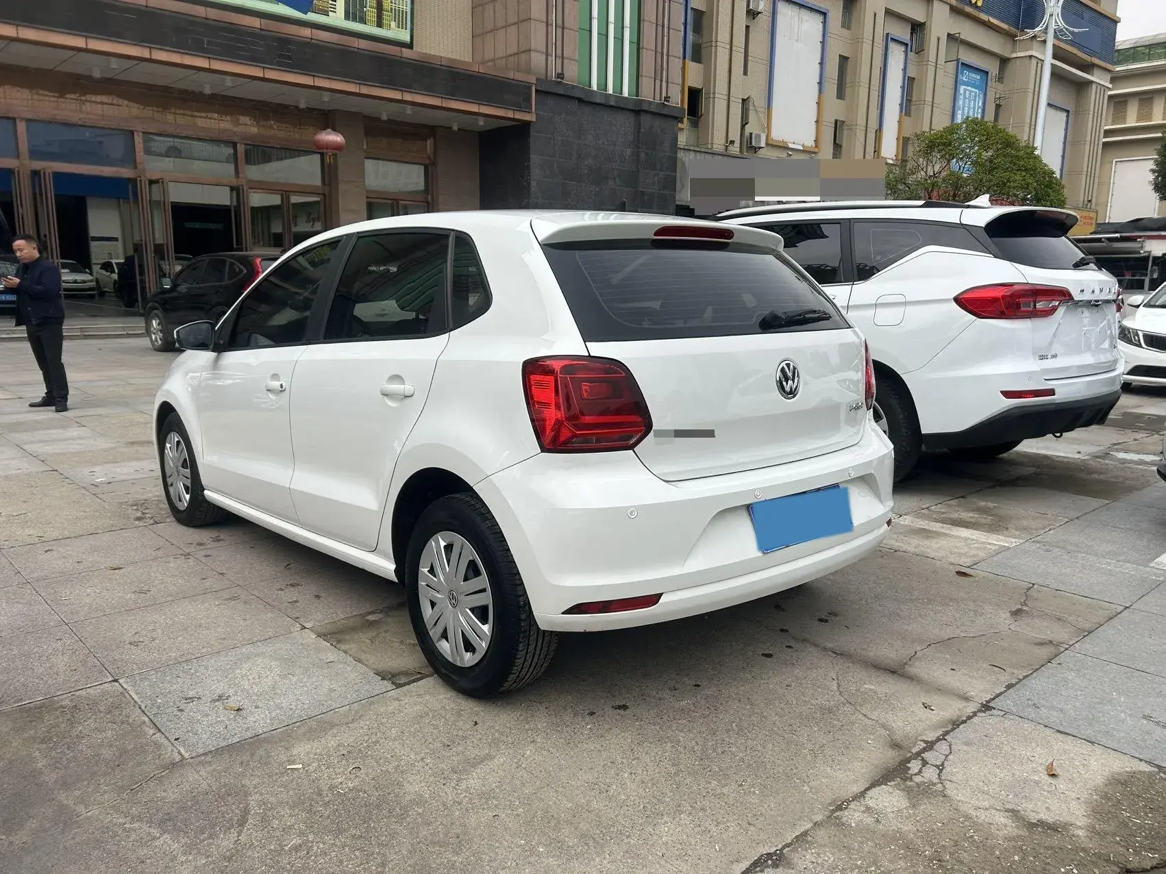 2016 VOLKSWAGEN POLO thumbnail 4