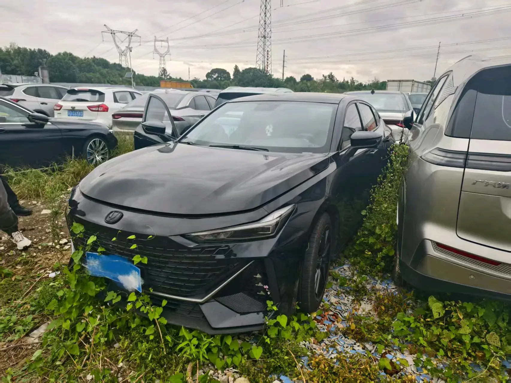 2022 CHANGAN UNI-V view 1