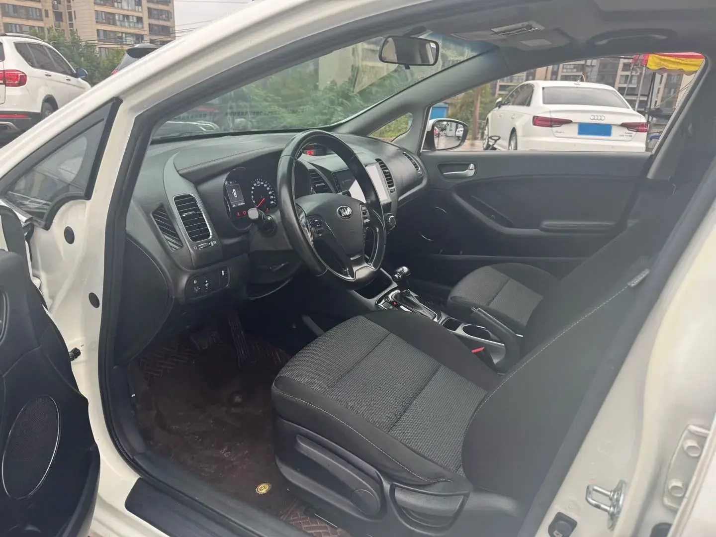 2016 KIA K3 thumbnail 3