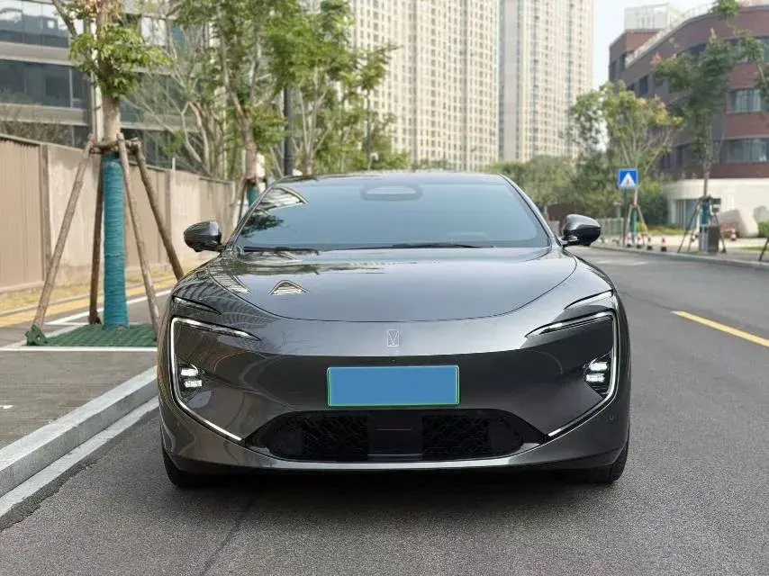 2025 AVATR 12 thumbnail 2