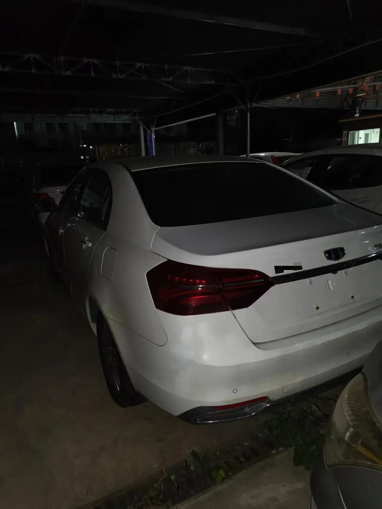 2018 GEELY EMGRAND thumbnail 4