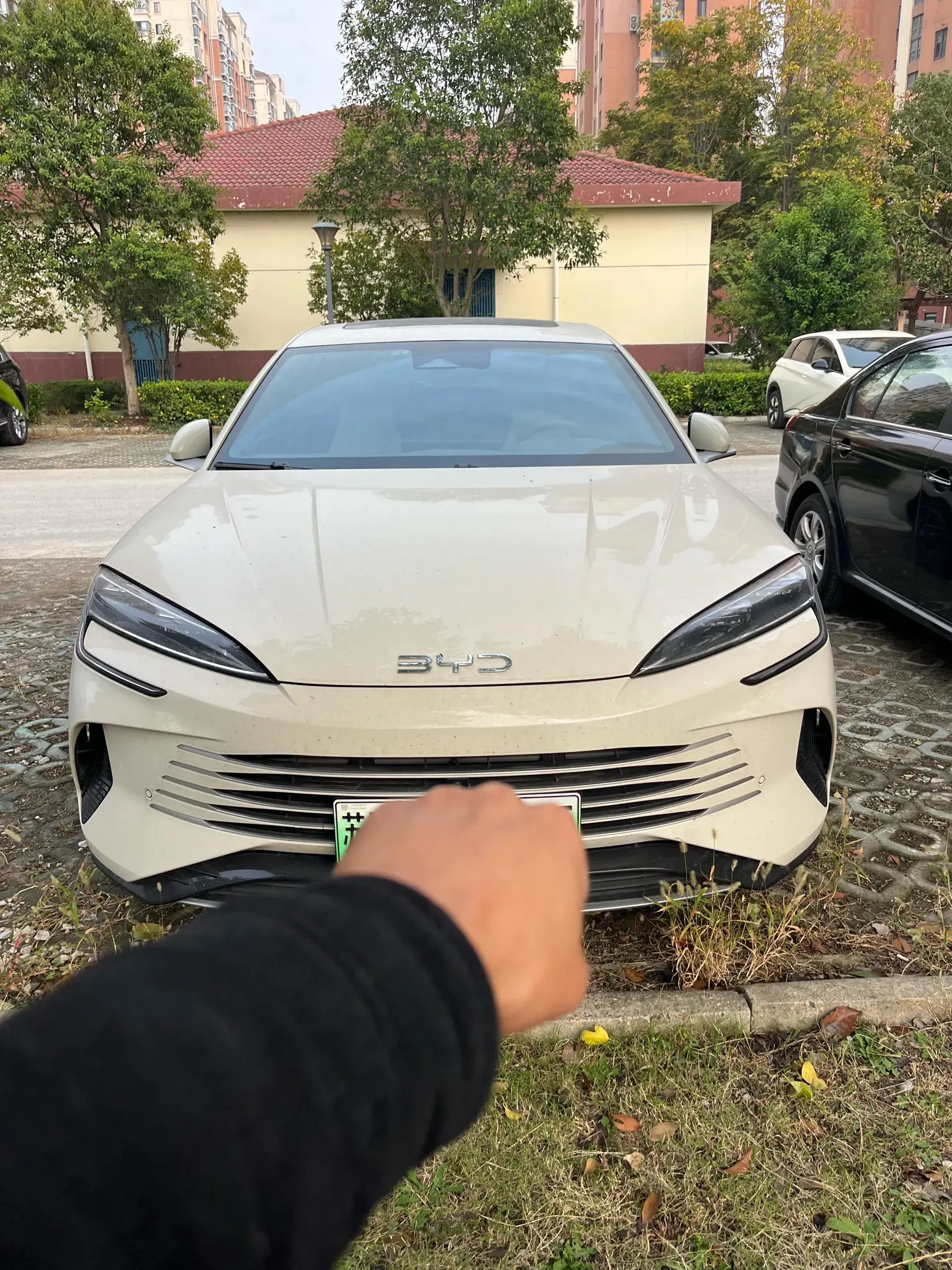 2024 BYD SEAL thumbnail 2