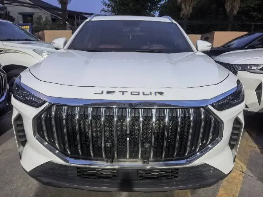 2023 JETOUR X70 thumbnail 2