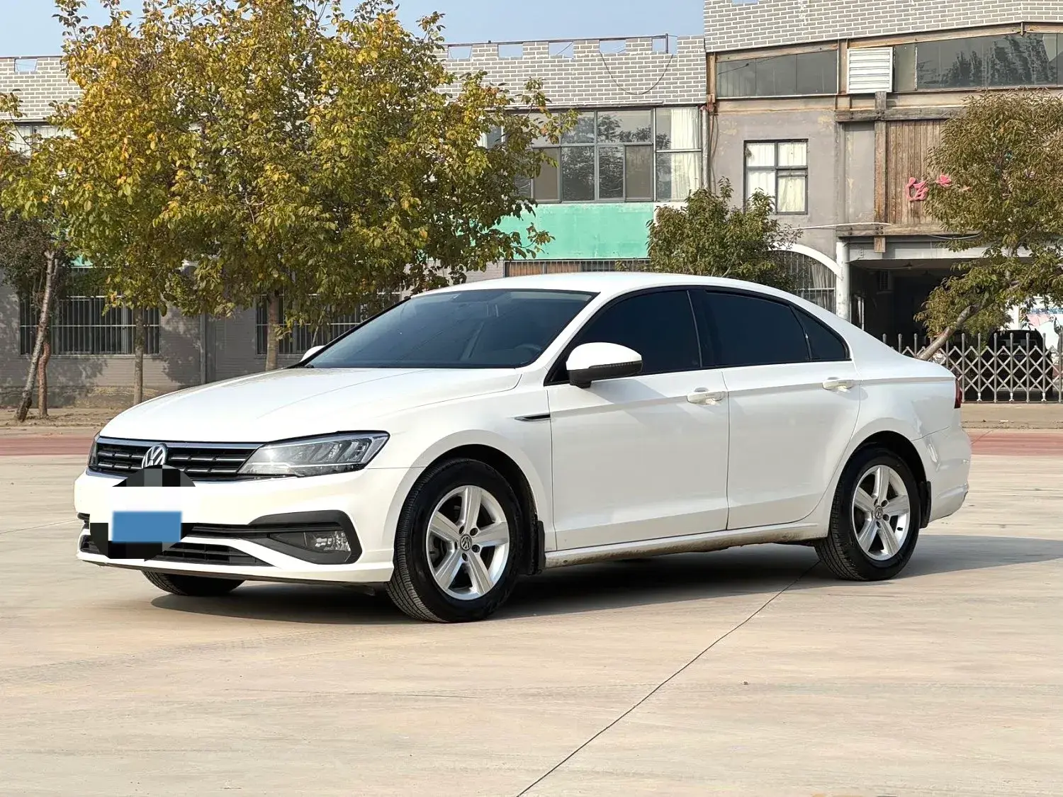 2021 VOLKSWAGEN LAMANDO view 1