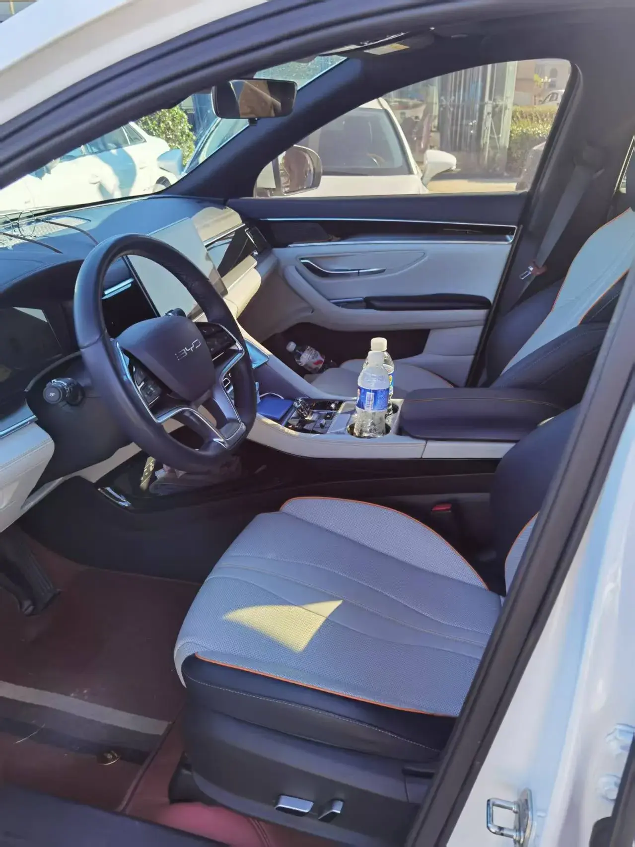 2023 BYD SONG thumbnail 4