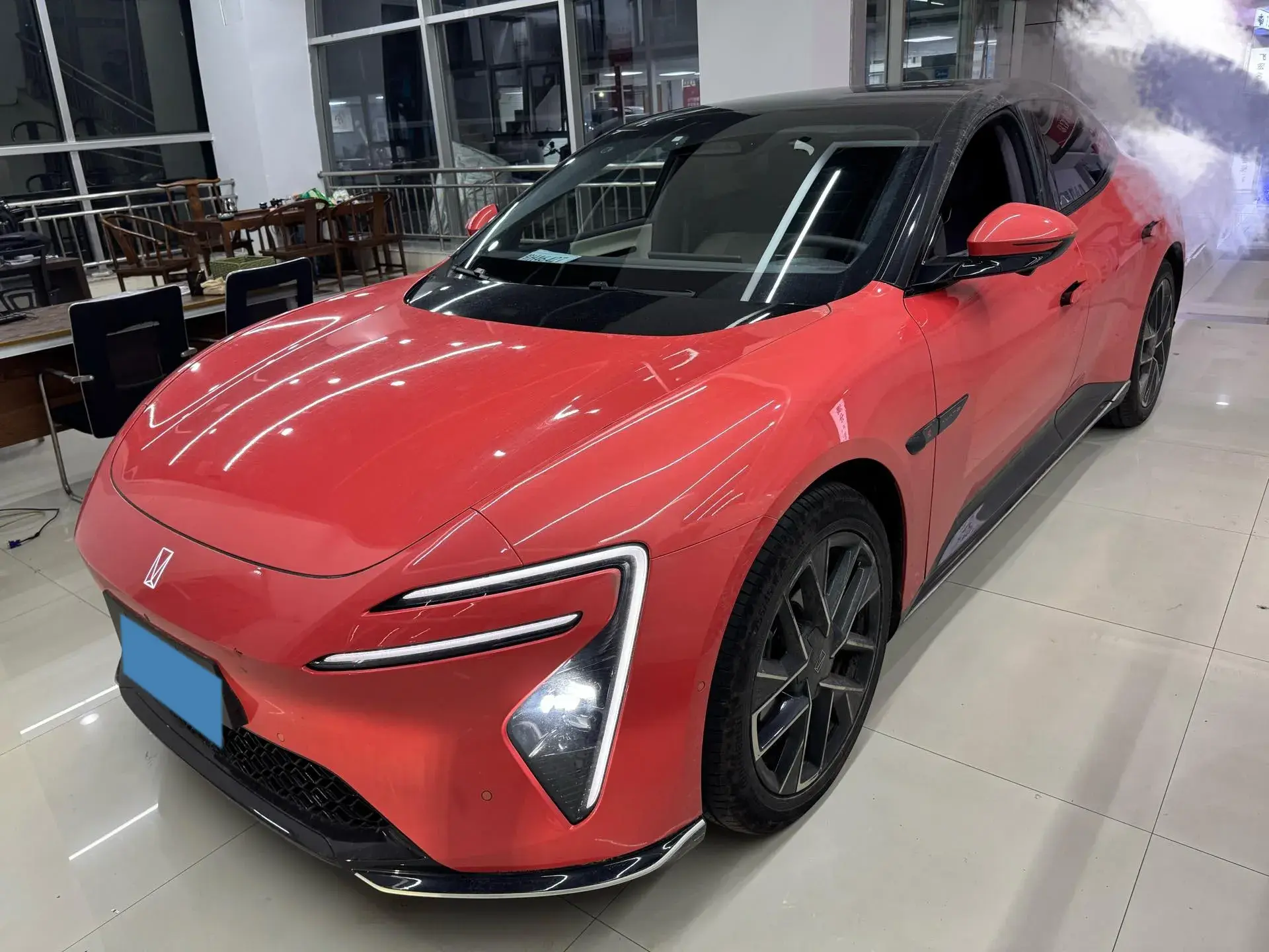 2025 AVATR 06 view 1