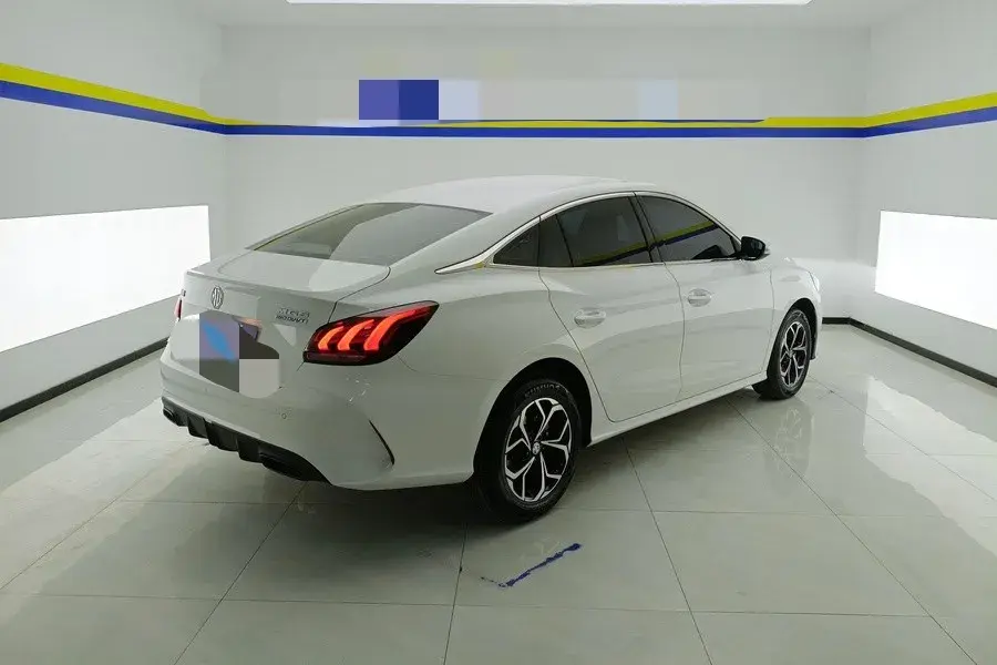 2023 MG 5 thumbnail 2