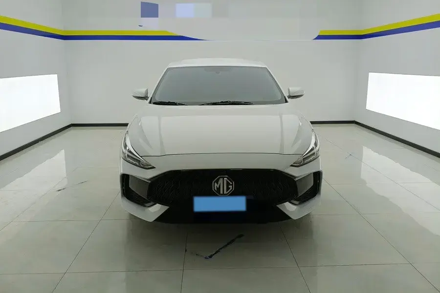 2023 MG 5 thumbnail 3