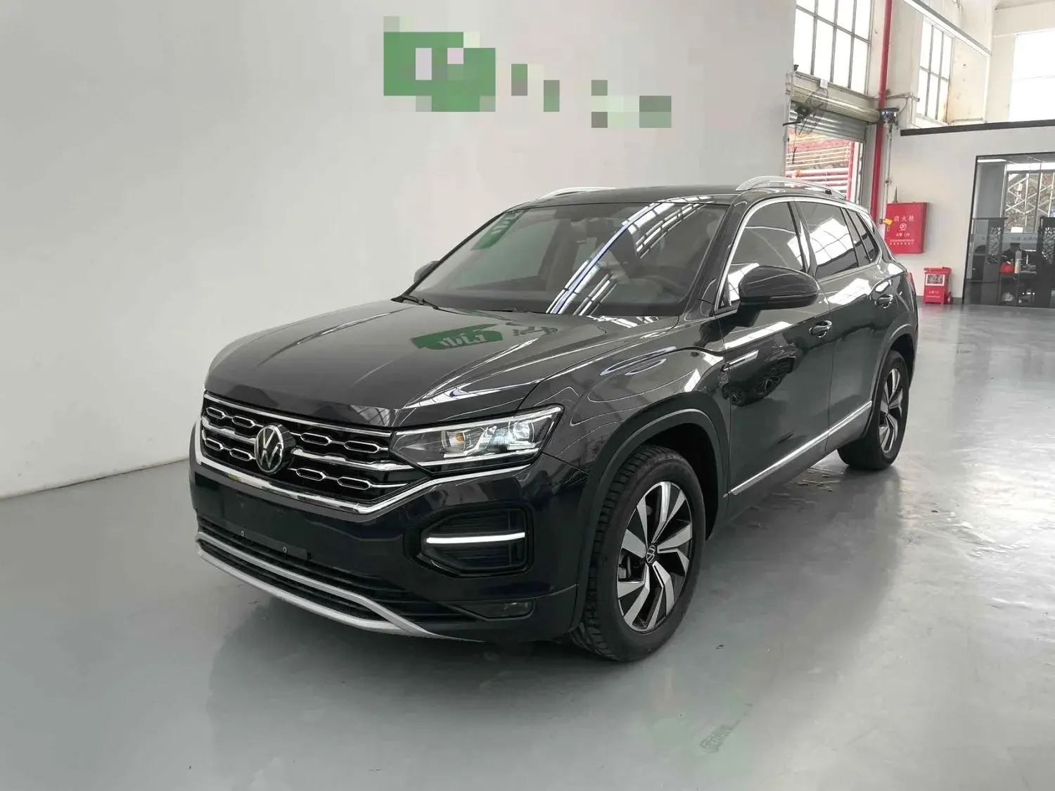 2022 VOLKSWAGEN TAYRON view 1