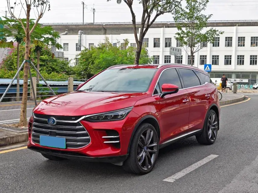 2018 BYD TANG view 1