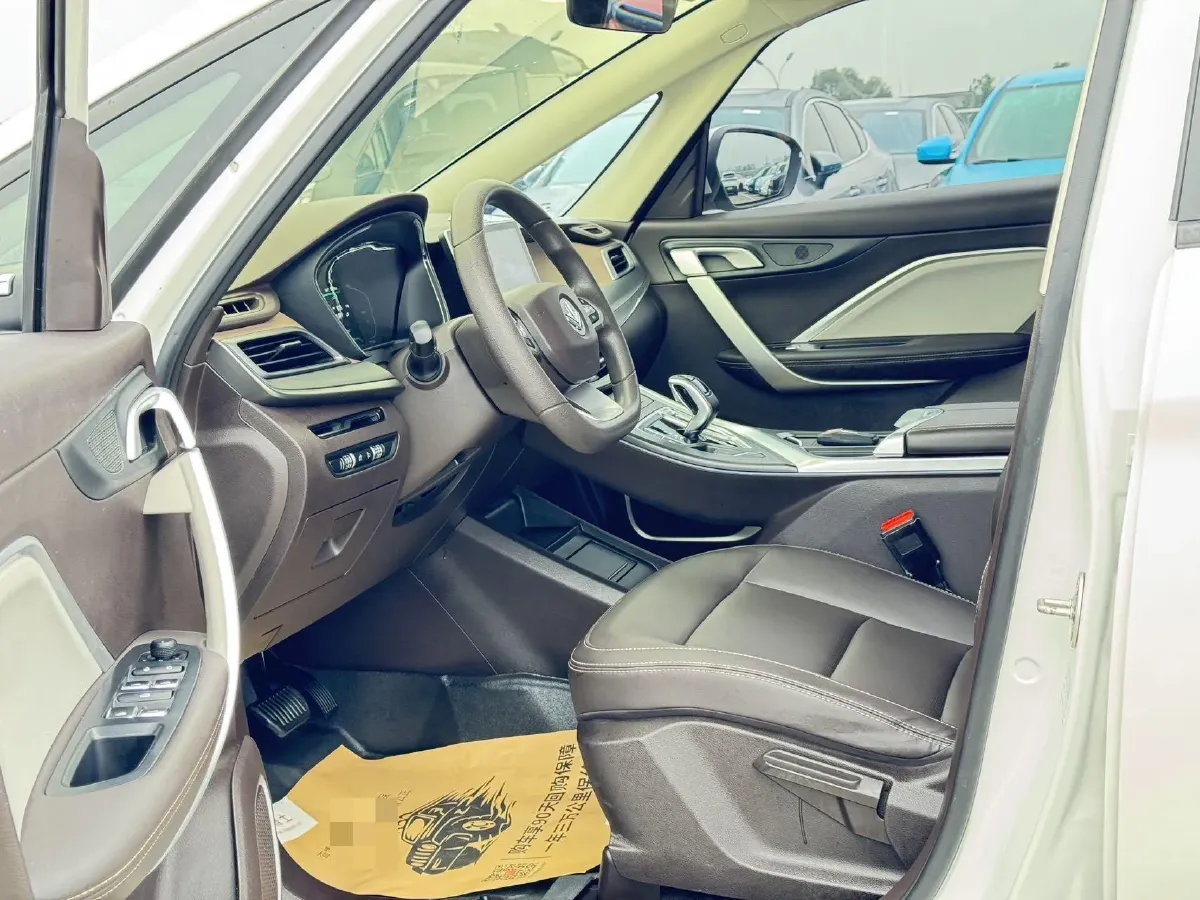 2021 Livan Maple 80v BEV 53KWH,autocango,china used car exporter,china ev exporter,chinese used car exporter,chinese used ev exporter