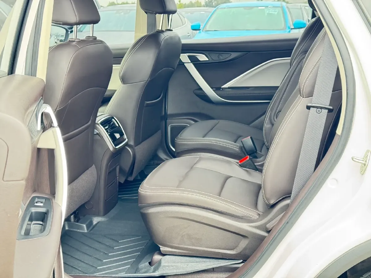 2021 Livan Maple 80v BEV 53KWH,autocango,china used car exporter,china ev exporter,chinese used car exporter,chinese used ev exporter