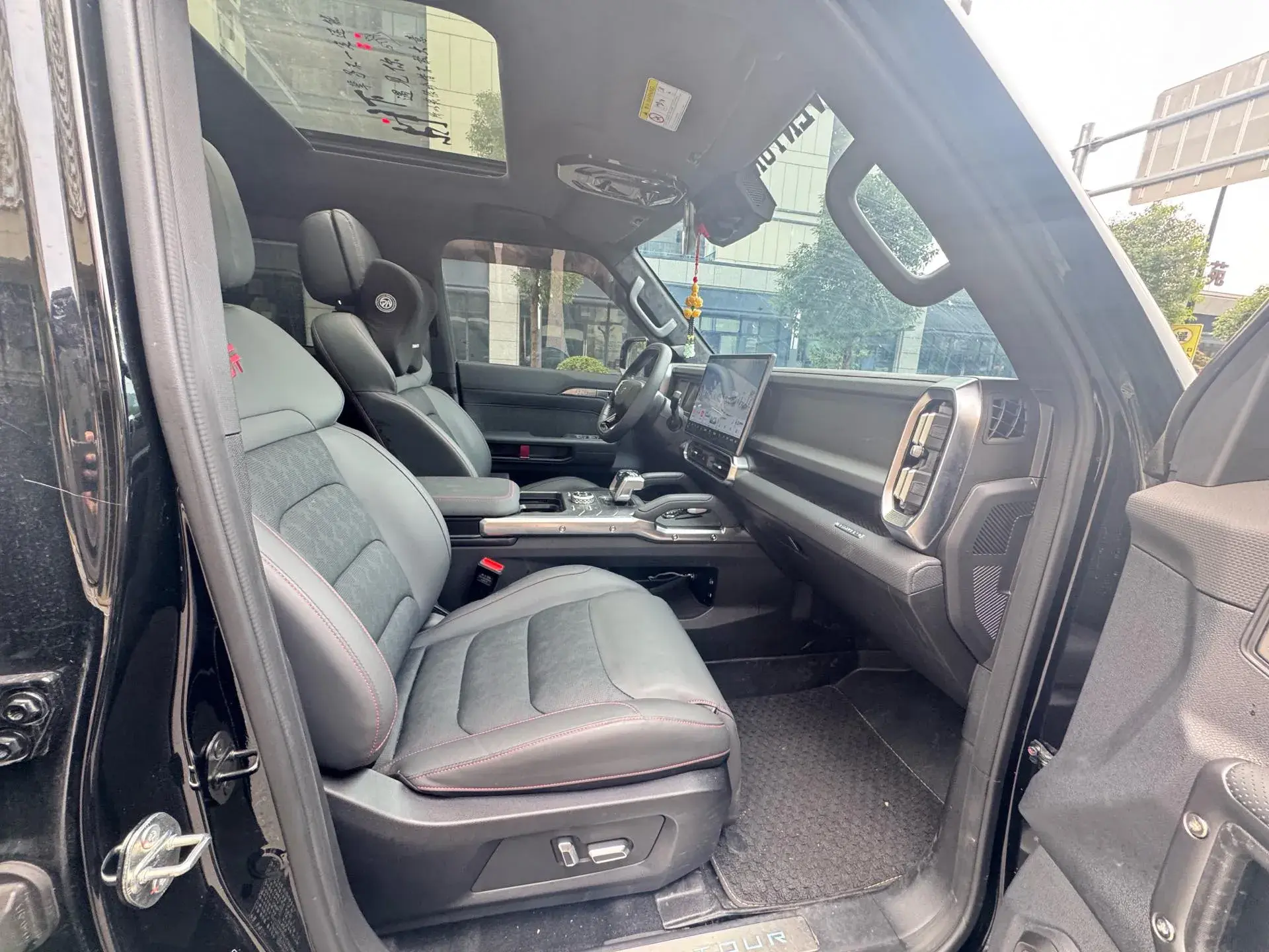 2024 JETOUR SHANHAI thumbnail 4