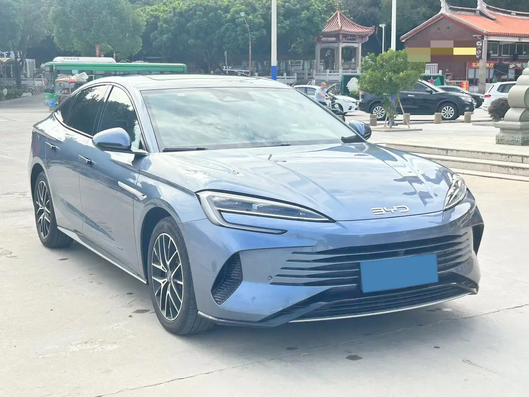 2025 BYD SEAL07 thumbnail 3