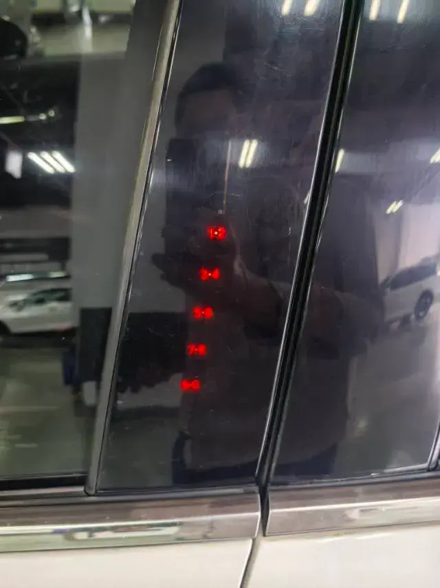 2021 LINCOLN CORSAIR thumbnail 3