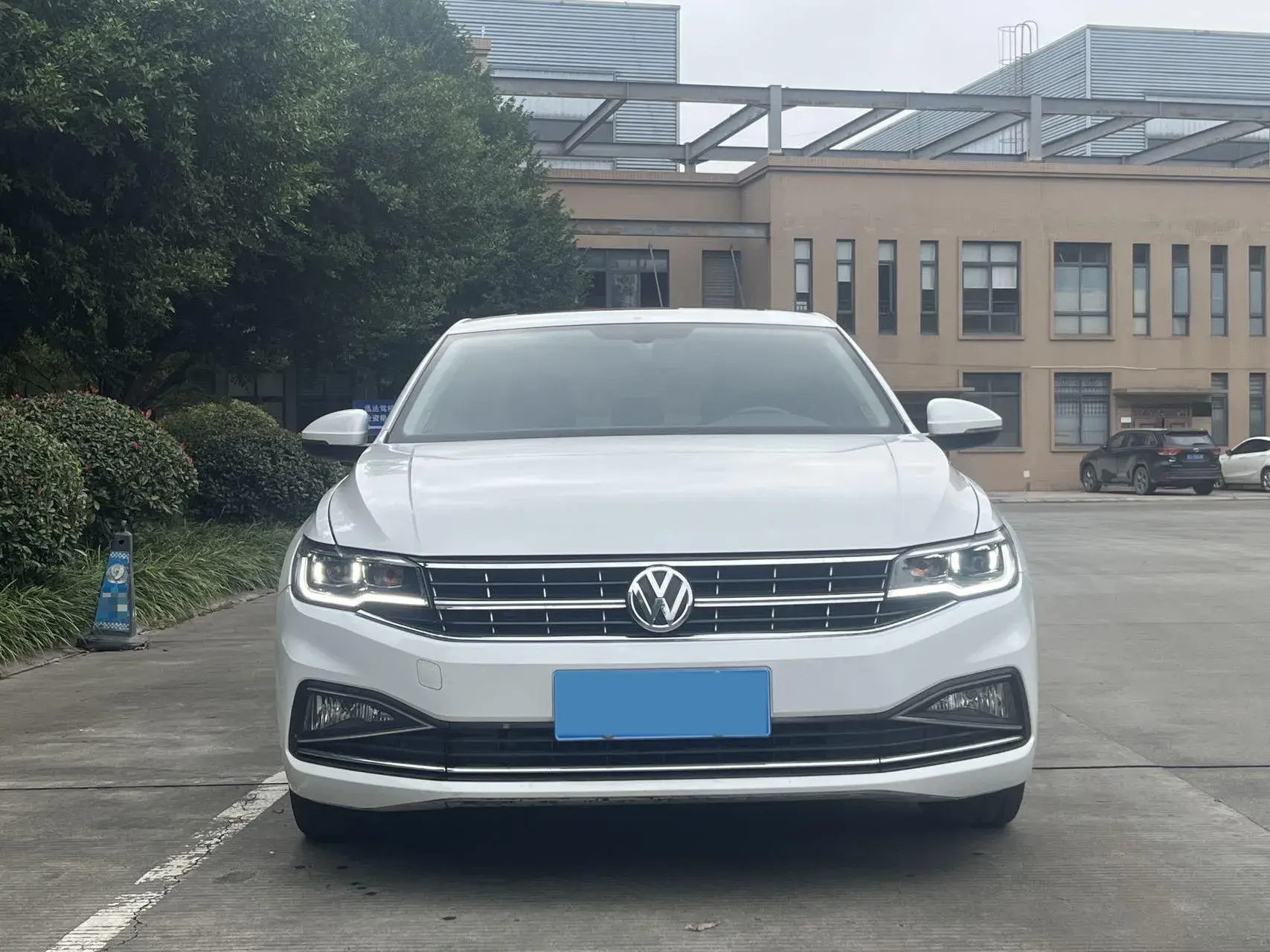 2021 VOLKSWAGEN BORA thumbnail 2