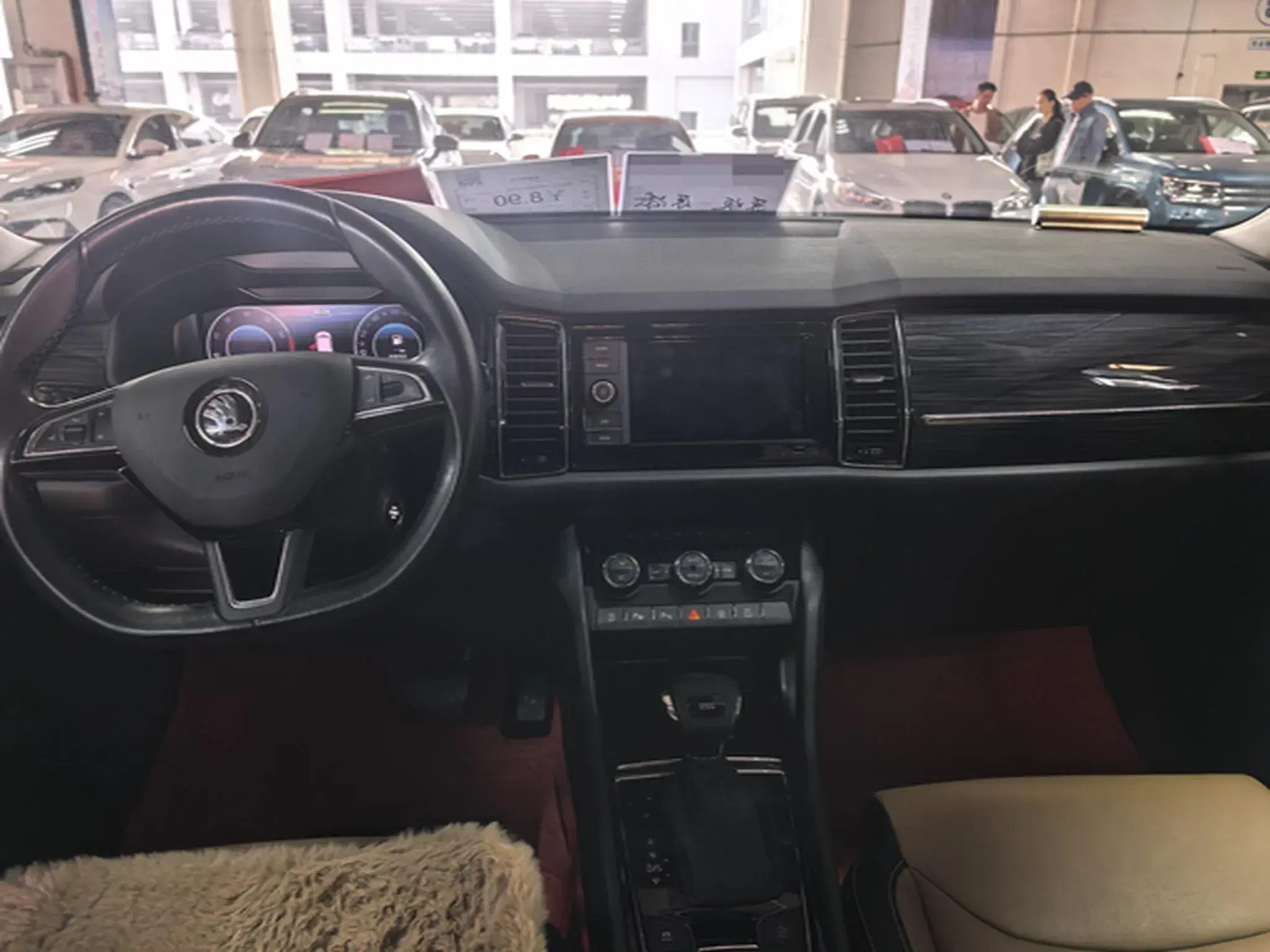 2019 SKODA KODIAK thumbnail 4