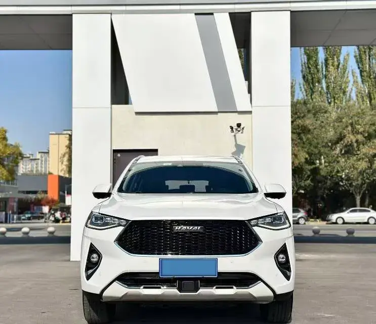 2019 HAVAL F7 thumbnail 2