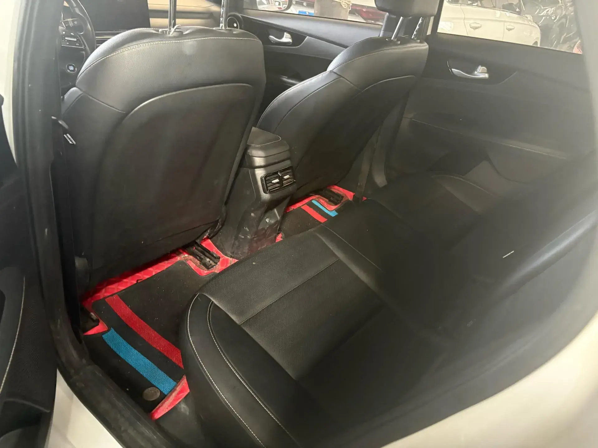 2023 KIA K3 thumbnail 3