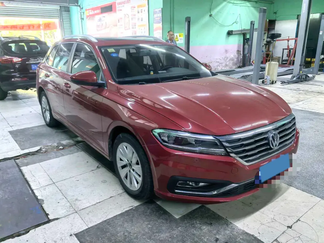 2018 VOLKSWAGEN LAVIDA thumbnail 3