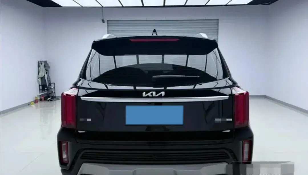 2021 KIA SPORTAGE thumbnail 3