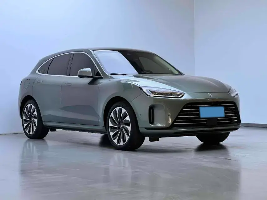 2022 AITO AITO thumbnail 2